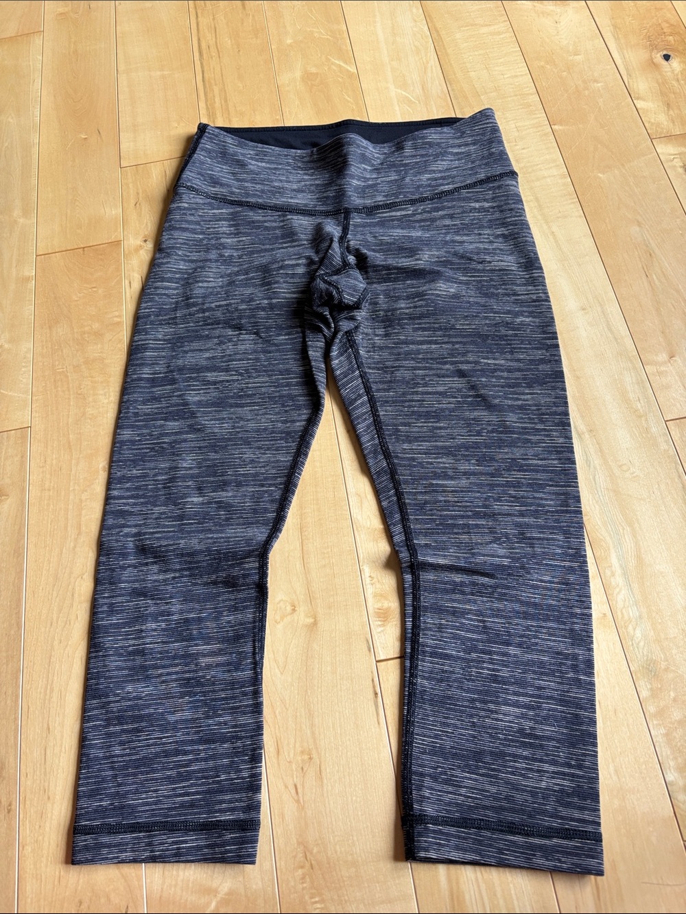 Lululemon capris